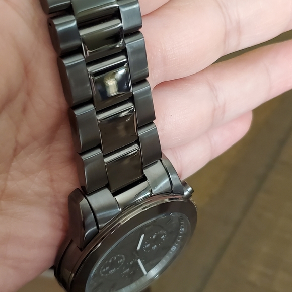 New Michael kors Men watch - Picture 3 of 4